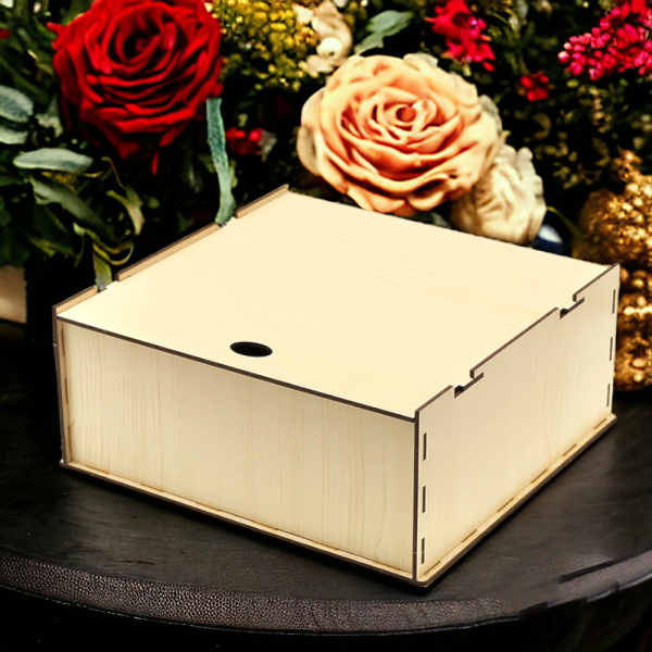 Ламинированная Подарочная Коробка из HDF 24,5*25,5*10,5 см / Элегантная и прочная